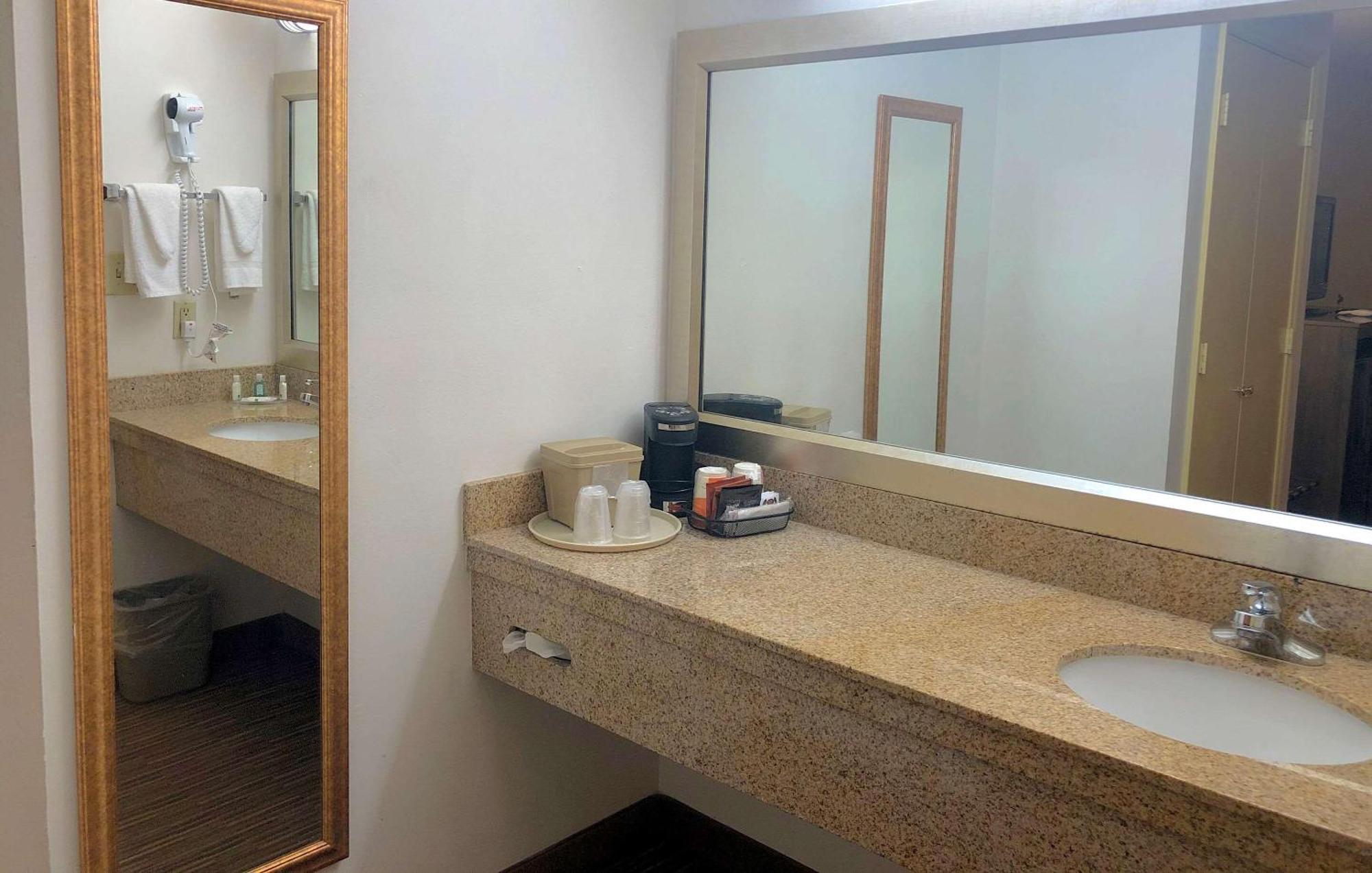 Quality Inn Bennettsville Bagian luar foto
